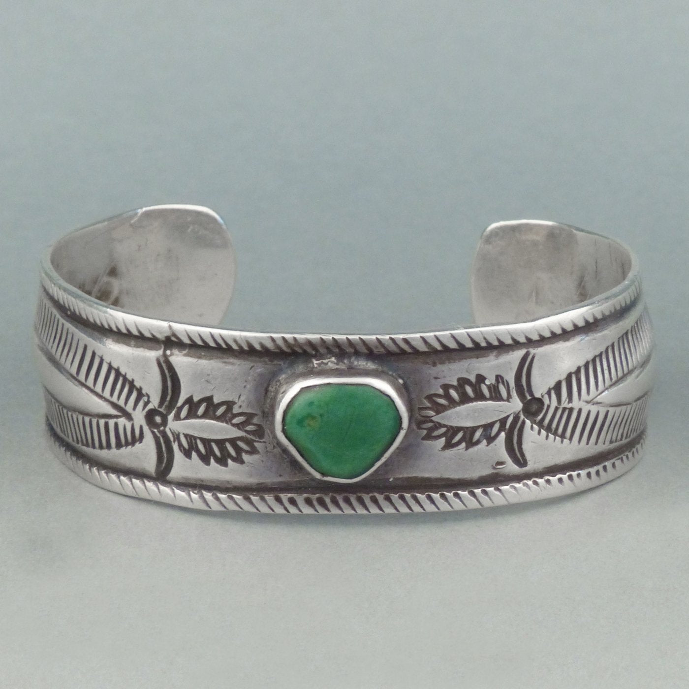 Nice Native American Turquoise Silver Mens Cuff Bracelet 40545