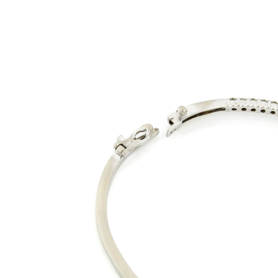 14k White Gold Diamond 1.00 Total CTW Hinged Bangle 6.5in